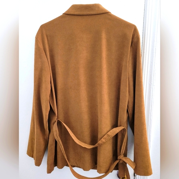 Briggs New York | Brown | Faux Suede Button Down Jacket w Belt | Size L - Picture 2 of 3